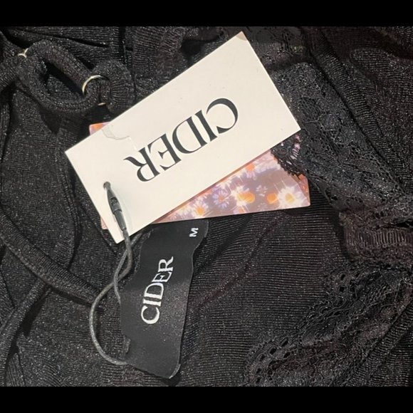 Cider Black Lace Corset-Bodice Midi Dress - Perfect for Valentine's Day - Picture 6 of 6